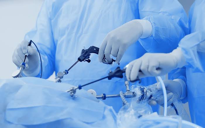 Cirugía de mínima invasión: qué es y por qué acelera tu recuperación