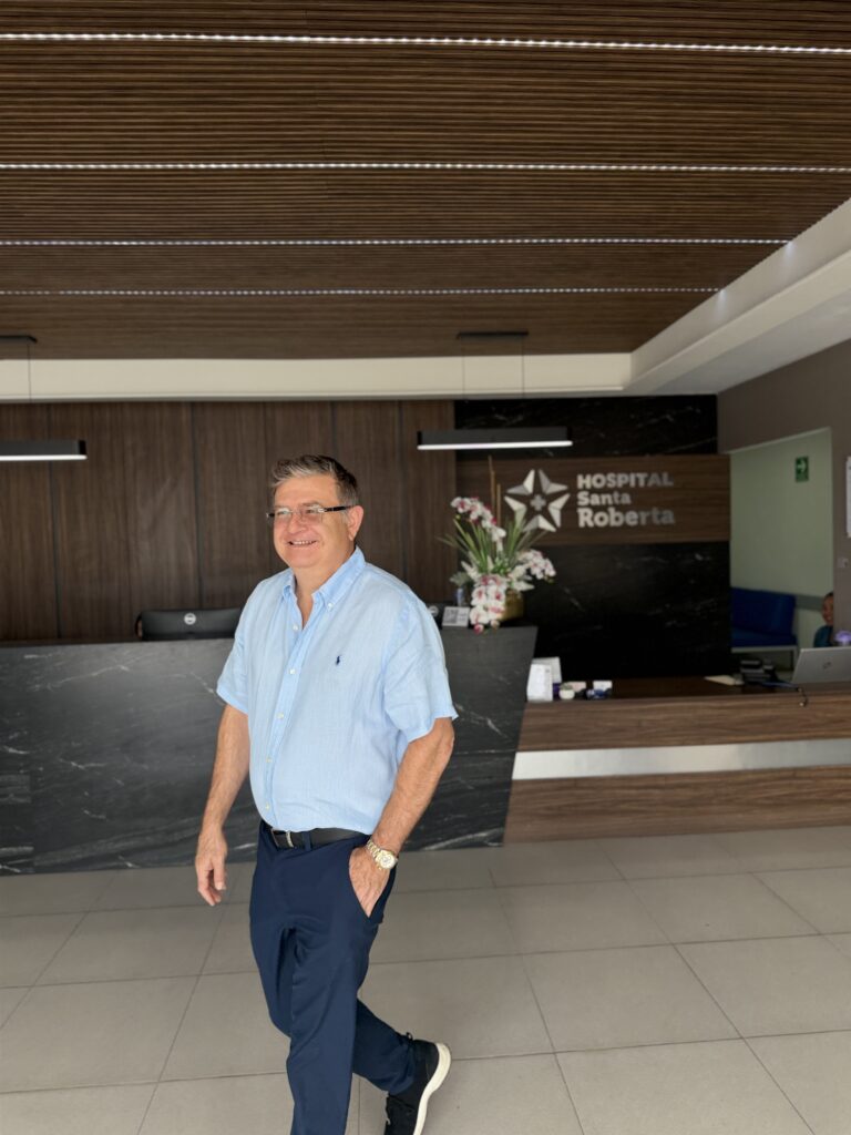 Vicente Salazar Pérez, socio mayoritario de Hospital Santa Roberta, sobre los convenios del hospital con aseguradoras en Tamaulipas